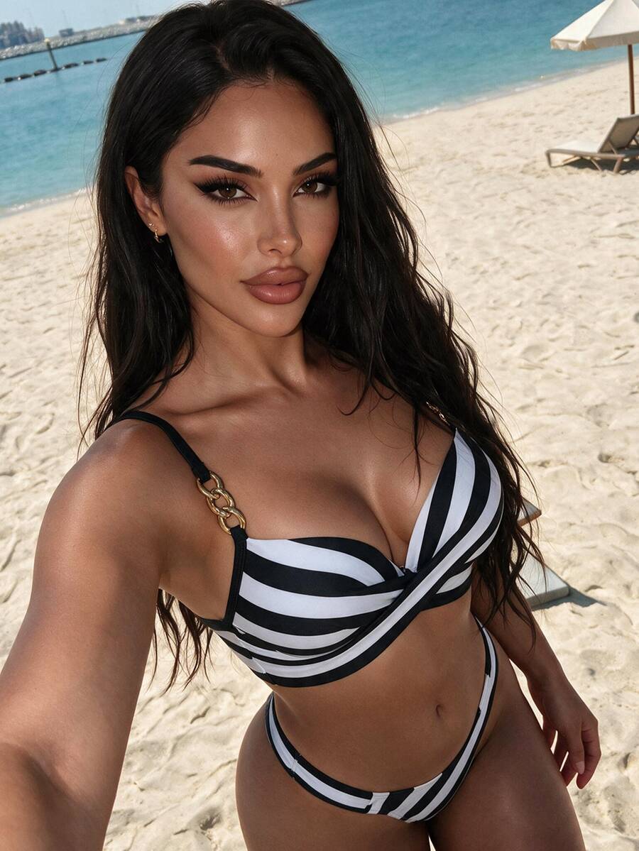 SHEIN Swim Summer Beach Striped Chain Decoration Bikini Top - Multicolor - View 1