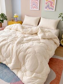 HONEYMOON 1pc Fluffy Warm Floral Pattern All-Season Quilt Insert, Cloud-Like Comfortable Down Alternative Quilt Insert, Suitable For Various Bed Sizes-Twin, Full, Queen, King - Beige - View 6