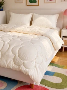 HONEYMOON 1pc Fluffy Warm Floral Pattern All-Season Quilt Insert, Cloud-Like Comfortable Down Alternative Quilt Insert, Suitable For Various Bed Sizes-Twin, Full, Queen, King - Beige - View 7