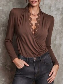 Everyssa Áo tay dài nữ sexy cổ chữ V xếp lớp phối ren - màu nâu - Xem 5