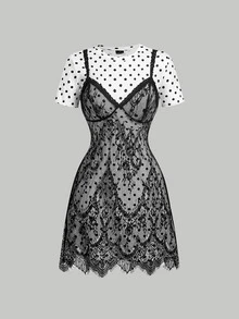 SHEIN MOD 黑白蕾絲 2 合 1 短洋裝，優雅女款波點 T-shirt 搭配黑色蕾絲上身疊層迷你洋裝，修身顯身材，奢華風 - 黑與白 - 查看 2
