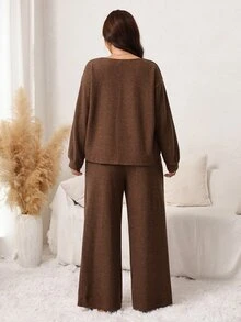 SHEIN LUNE Plus Size Women Solid Color V-Neck Pleated Top And Pants Casual Daily 2 Pieces Set Fall - Coffee Brown - View 6