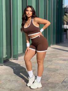 SHEIN Sports 女款大尺碼修邊短版掛脖運動背心 - 咖啡棕 - 查看 3