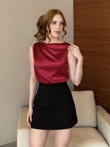 Livia Nhezoto Áo blouse nữ không tay xếp ly satin dáng thường - Màu Đỏ Sâu - Xem 1