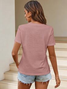 Easowa Breathable Comfortable Casual V-Neck T-Shirt With Patch Pocket, Versatile Basic Style - Purple - View 3
