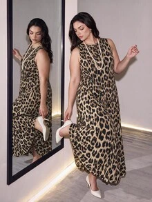 GlowEve CURVE Plus Size Vintage Leopard Print Pleated Dress - Multicolor - View 2
