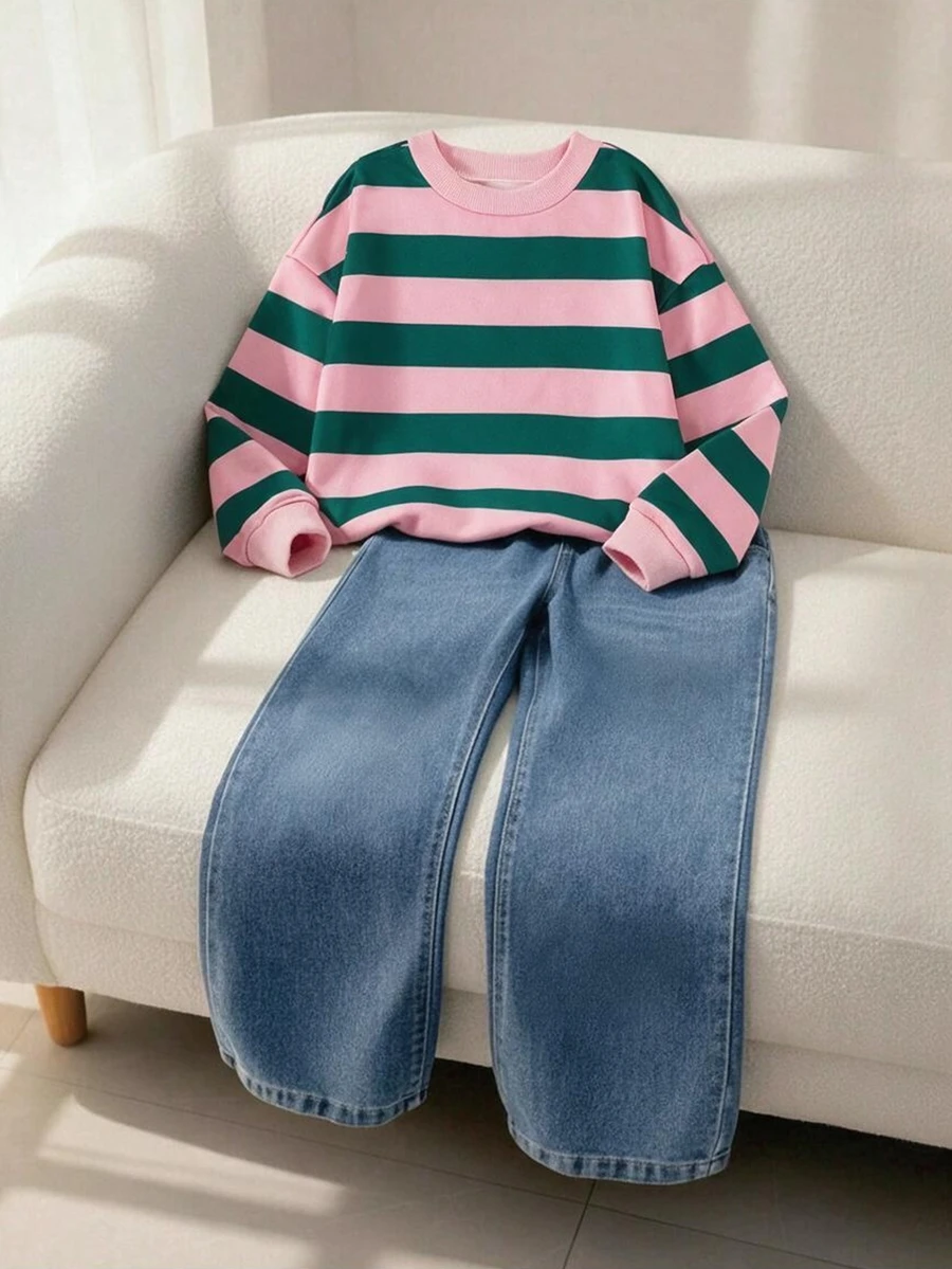 SHEIN 2件組女童秋冬返校套裝,8-13歲,粉色與綠色條紋休閒極簡圓領長袖衛衣上衣,搭配鬆緊腰偽口袋寬鬆長褲,舒適柔軟運動風通勤款,適合春夏秋冬外出,可作為禮物贈送 - 粉色 - 查看 1