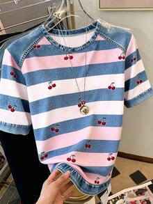 Resyla [Denim Effect] 休閒時尚丹寧效果拼接條紋櫻桃數位印花圓領女款T恤 - 藍色 - 查看 7