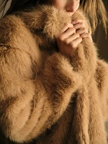 MOTF WOMEN'S VINTAGE STREET STYLE FAUX FUR COLLAR TOP - Camel - View 1