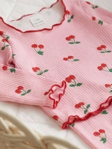SHEIN Newborn Baby Fruit Print Long Sleeve Pajama Set With Ruffles And Cute Bow Headband. Adorable Baby Girl Print Pajama Set Including Long Sleeve Top And Pants, With Matching Baby Headband - Pink - View 3