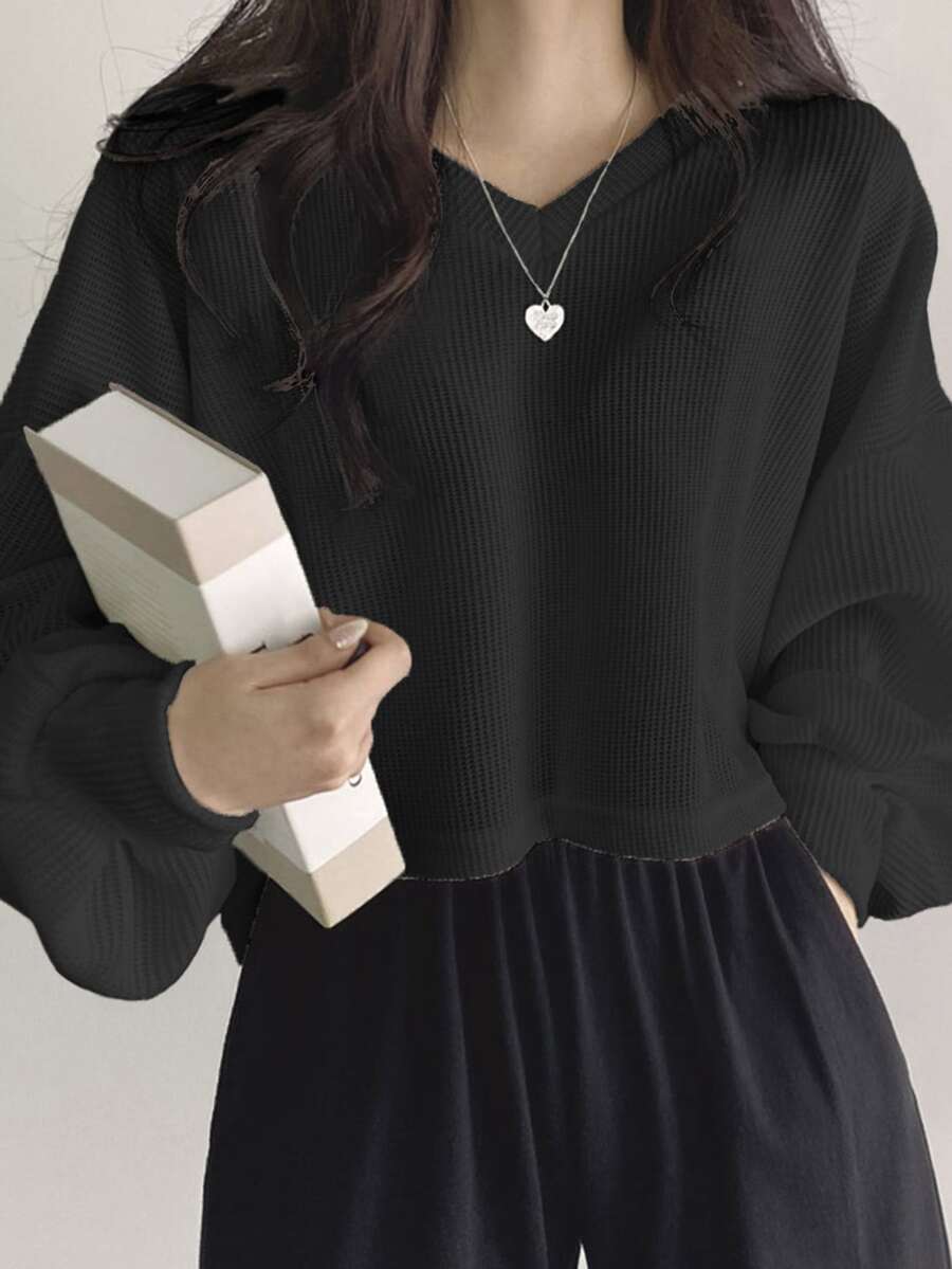 DAZY Women's Solid Color V-Neck Dropped Shoulder Long Sleeve Loose Casual T-Shirt, Spring/Fall Preppy Tops Crop Women Tops - Black - View 1