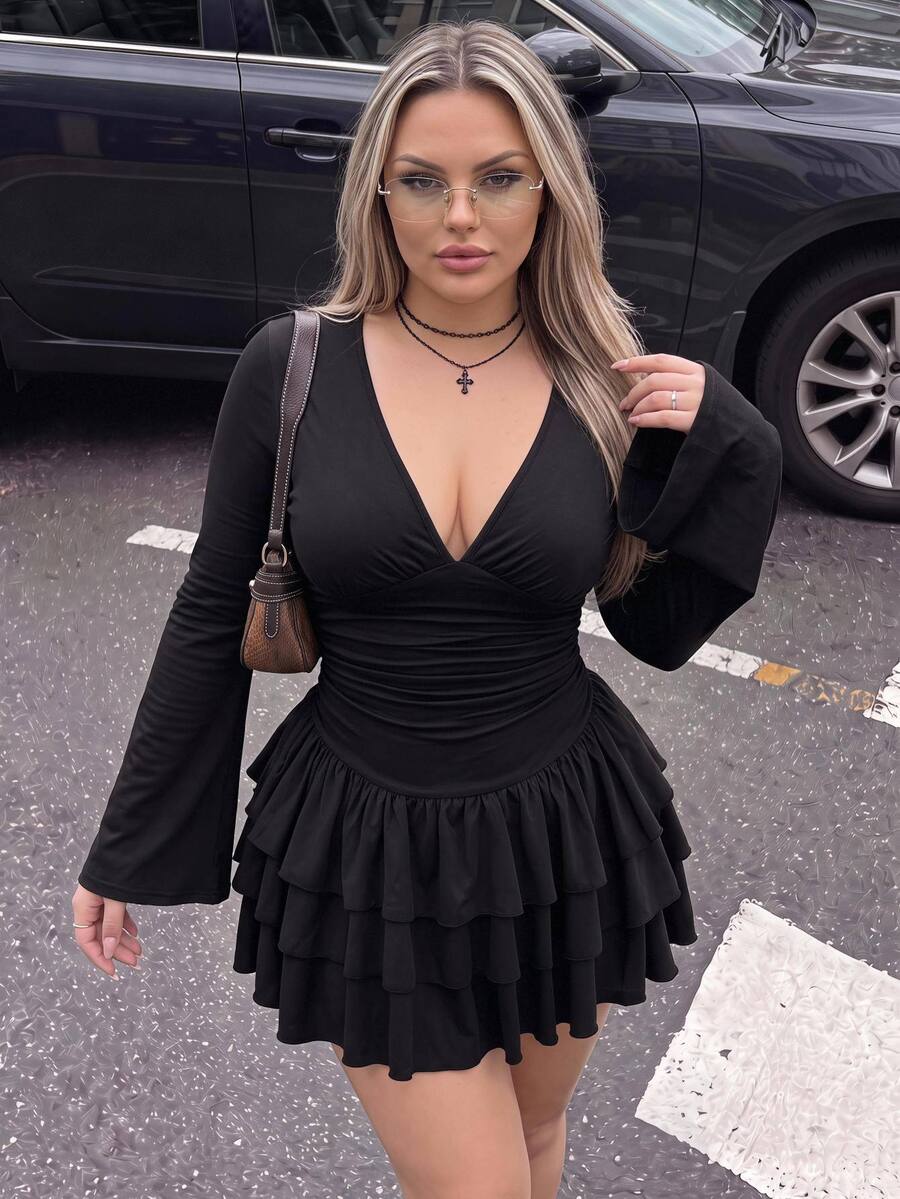 SHEIN ICON Plus Size Vintage Y2K Sexy V-Neck Ruched Waist A-Line Tiered Cake Skirt Fall - Black - View 1