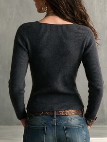 SHEIN Fashion Cross‑Wrap V‑Neck Long‑Sleeve Knit Top In Solid Shade. Cropped Silhouette With Ribbed Textur - Grey - View 2
