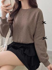 DAZY Sweatshirt Wanita Longgar Leher Bulat dengan Hiasan Pita Warna Kontras untuk Musim Gugur/Dingin - Coklat - View 4