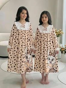 SHEIN 女童秋/冬款寬鬆休閒甜美卡通印花兔子蝴蝶結豹紋拼接精緻刺繡蕾絲飾邊家居服睡裙睡袍兒童睡衣卡其色 - 卡其色 - 查看 8