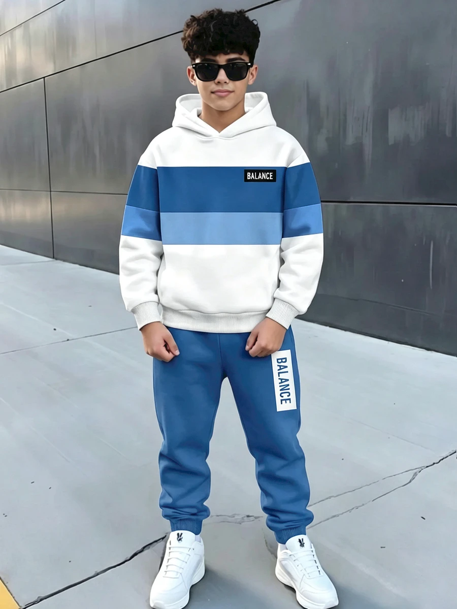 青少年男孩連帽衫與運動衫套裝 - 彩色 - 查看 1