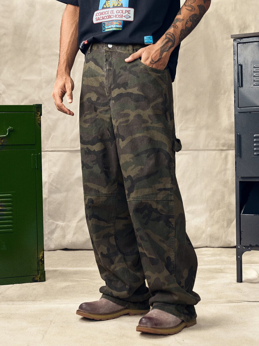 Norleigh Men's Casual Multi-Pocket Camouflage Wide Leg Denim Cargo Jeans, Street Fashion - Army Green - View 1