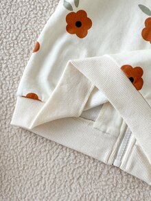 SHEIN 女嬰女寶寶秋季長袖圓領可愛牛仔女郎印花夾克長褲套裝，萬聖節家庭親子款，棕色與白色花卉 - 彩色 - 查看 11
