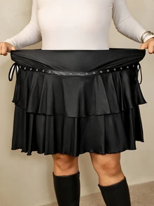 SHEIN CURVE+ تنورة قصيرة نسائية مقاس كبير بلون موحد موضة متعددة الاستخدامات للخريف - الأسود - مشاهدة 7