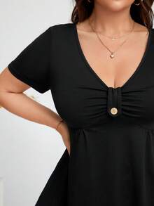 Elenzga Plus Size Women's Solid Color V-Neck Pleated Short Sleeve Casual T-Shirt, Summer - Black - View 3