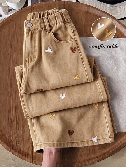 SHEIN Young Girl Brown Fashionable Cute Street Style Heart Embroidery Loose Straight Leg Denim Jeans Versatile Casual Outdoor Pants Comfortable Daily Wear Autumn Winter