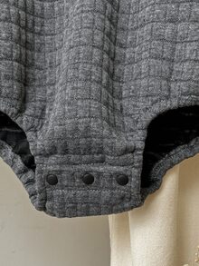 SHEIN Baby Girls' Minimalist Knitted Bubble Jacquard Lantern Sleeve Bodysuit, Suitable For Outings And Gatherings, Autumn/Winter Fall - Dark Grey - View 8