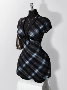SHEIN ICON 大尺碼復古Y2K深V領花卉短袖收腰A字洋裝，返校穿搭、日常穿著、休閒度假夏季洋裝 - 藍色 - 查看 6