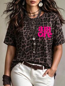 SHEIN LUNE CURVE 女款大尺碼豹紋短袖T恤，Mia Amore 字母標語圖案圓領寬鬆版型，適合曲線身材女性的休閒基礎上衣 - 彩色 - 查看 2