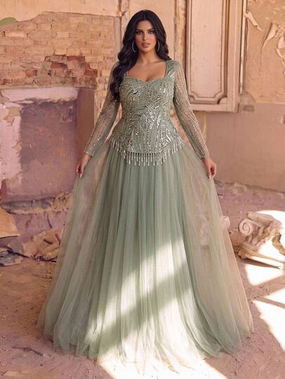 Glamrae Plus Size Elegant Luxury Light Green Heart Neckline Long Sleeve Sheer Sequin Patchwork Mesh Waist Sequins Tassel Decor Full A-Line Heavy Embellished Evening Gown For Wedding Party Celebration Formal Event