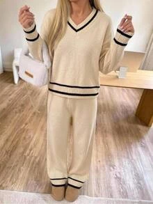 SHEIN Tween Girls Colorblock Minimalist V-Neck Sweater Set - White - View 10