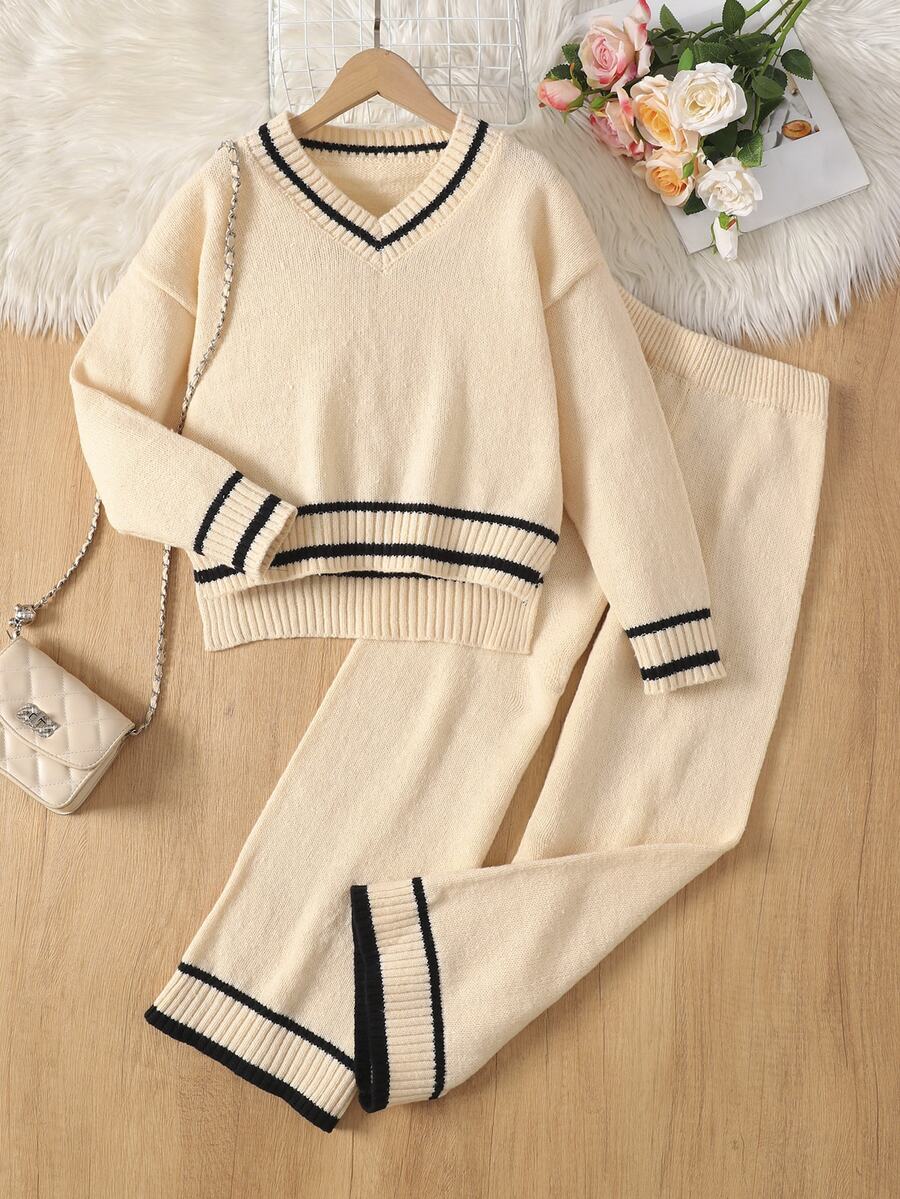 SHEIN Tween Girls Colorblock Minimalist V-Neck Sweater Set - White - View 1
