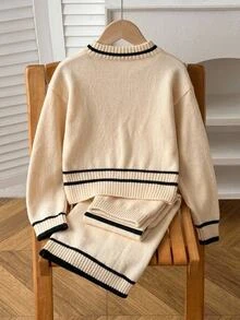 SHEIN Tween Girls Colorblock Minimalist V-Neck Sweater Set - White - View 5