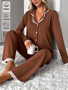 SHEIN Damset med pyjamas i brunt rutmönster, lång ärm, kontrasterande spetskant, knäppning fram, för sömn och lounge, avslappnat och enkelt - Brun - Visa 6