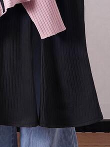 SHEIN 女童秋季休閒嬰兒T恤2件套，不對稱高領白色羅紋針織上衣搭配喇叭褲，3D花卉設計，7歲生日禮物 - 粉色 - 查看 3