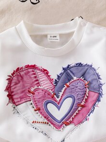 SHEIN 女嬰秋冬針織圓領T恤粉藍愛心圖案裝飾牛仔風長褲兩件套運動時尚甜酷女孩套裝 - 白色 - 查看 5