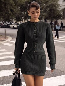 CLARA VERO مجموعة فستان قصير محبوك بأزرار أمامية رمادي داكن، بقصة ضيقة، مثالي لعشاء الشتاء أو الخروجات الليلية في المدينة - رمادي غامق - مشاهدة 3