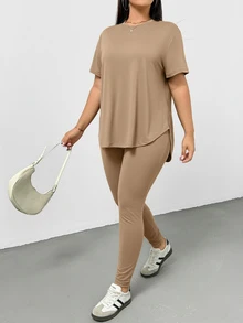 Shapeblank 大码女装春夏时尚休闲运动舒适百搭显瘦日常黑色短袖T恤和打底裤两件套，裤装套装，街头风，机场穿搭，夏季女装，外出穿搭，Y2K风格，极简风，女士教堂着装 - 卡其色 - 查看 8