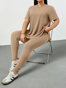 Shapeblank 大码女装春夏时尚休闲运动舒适百搭显瘦日常黑色短袖T恤和打底裤两件套，裤装套装，街头风，机场穿搭，夏季女装，外出穿搭，Y2K风格，极简风，女士教堂着装 - 卡其色 - 查看 6