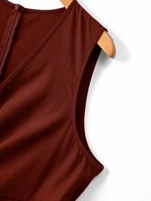 GlowEve CURVE Plus Size Women's Elegant Solid Color V-Neck Sleeveless Gold Decor Waist Buckle Cinched Waist Wide Leg Jumpsuit, Suitable For Spring/Summer Commuting And Daily Wear - Brown - View 7