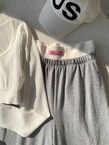 Comfortcana 女款字母印花長袖短版T恤與寬腿褲休閒兩件套 - 淺灰色 - 查看 5
