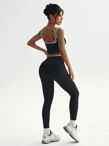 SHEIN Dewbera Women's Seamless Colorblock Yoga Sports Set - Black and White - View 2
