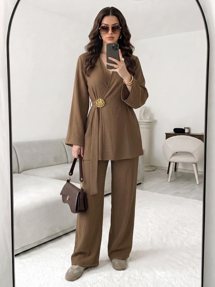 Celisse Monochromatic Set Minimalist Elegant, Gentle High-End Daily Outfit With Elegant, Minimalist Metal Decorative Buckle