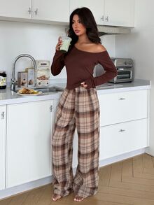 ZzzCrew 2pcs Women's Loungewear Set, Solid Color Asymmetric Neck Long Sleeve Top And Brown Plaid Long Pants - Multicolor - View 3