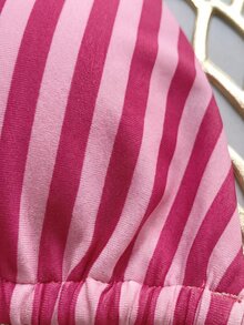 SHEIN Swim 春夏度假海灘條紋掛脖綁帶背心與三角比基尼褲比基尼套裝 - 彩色 - 查看 6