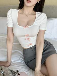 DAZY Atasan Lengan Panjang Minimalis Seksi Model Crop Top dengan Motif Pita dan Patchwork - Putih - View 5