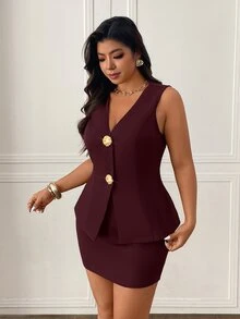 Femmeverse Plus Size Gold Button Chocolate Brown Custom Camisole And Mini Skirt Set - Burgundy - View 4