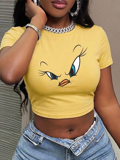 Slaydiva LOONEY TUNES X SHEIN เสื้อยืดครอปเข้ารูปลำลองพิมพ์ลายการ์ตูนสำหรับผู้หญิงไซส์ใหญ่