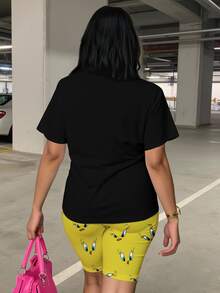 Slaydiva LOONEY TUNES X SHEIN Funny Tweety And Sylvester Print Plus Size Women 2pcs Set - Short Sleeve T-Shirt And Shorts - Multicolor - View 2