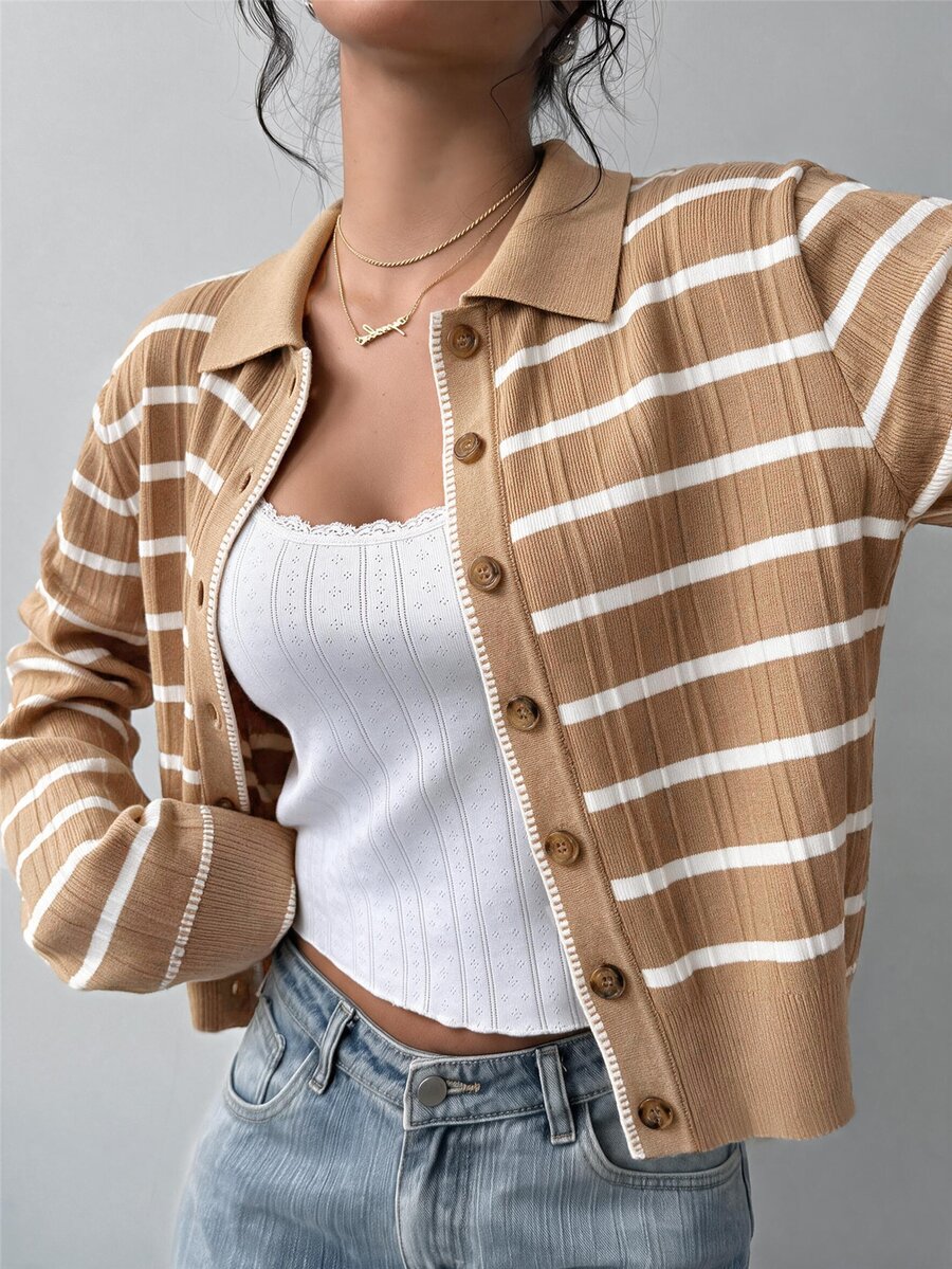 SHEIN BASICS 修身長袖領口針織上衣 - 卡其色 - 查看 1