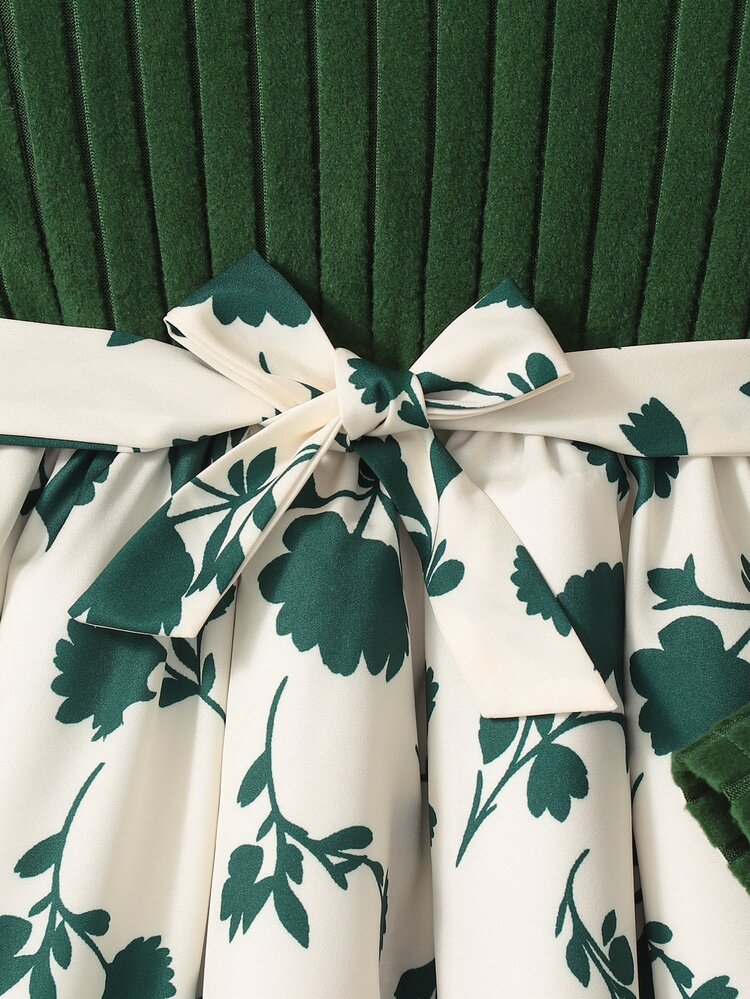 SHEIN Girls' Long-Sleeved Patchwork Floral Dress With A Bow At The Waist. The Overall Style Combines The Softness Of Knitwear With A Sweet, Girly Look. - Green - View 6